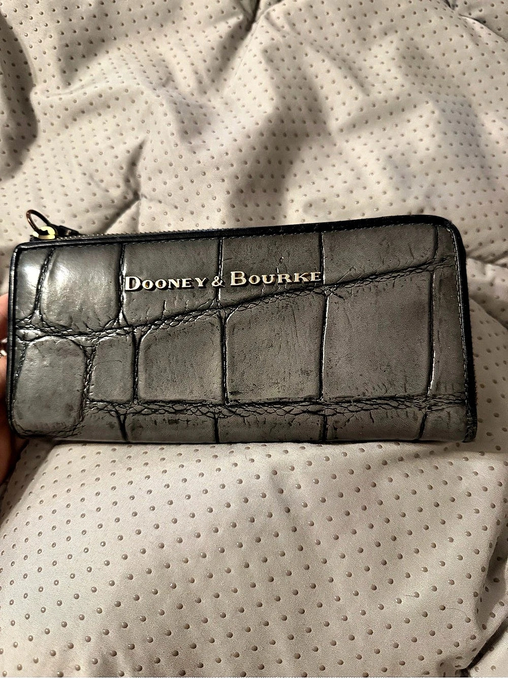 Dooney & Bourke Crocodile Embossed Zip Wallet in Black